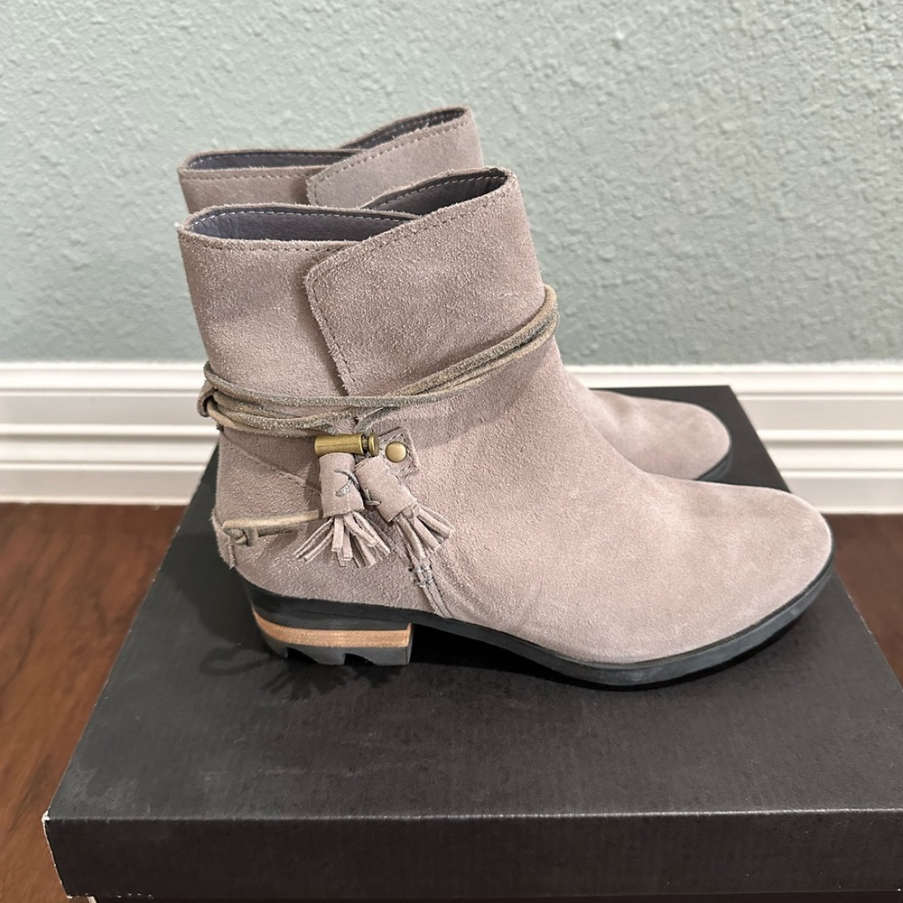 Sorel Farah Boots light gray